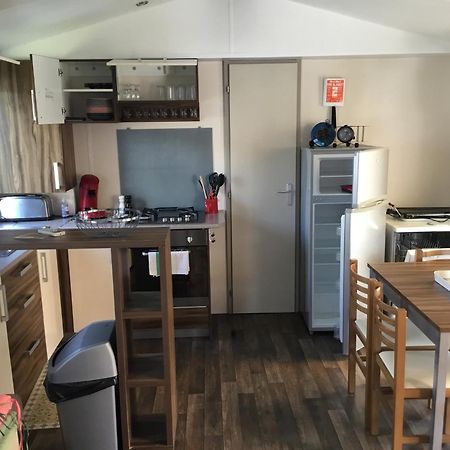 Frejus Tout Confort, Climatisation,Linge De Lit Et De Toilette, Coffre Fort, Ventilations Au Plafond Chambres Et Wifi Possible Exteriör bild