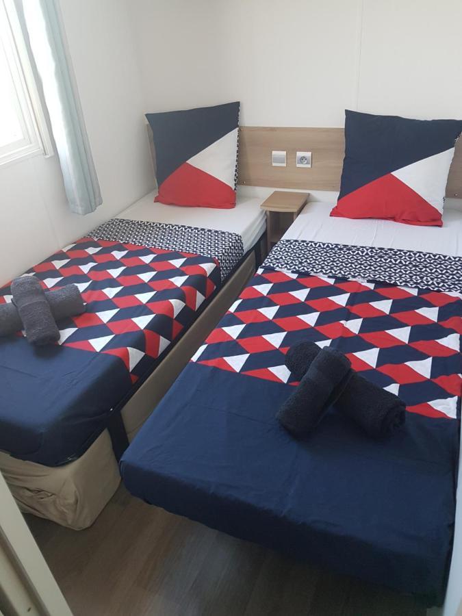 Frejus Tout Confort, Climatisation,Linge De Lit Et De Toilette, Coffre Fort, Ventilations Au Plafond Chambres Et Wifi Possible Exteriör bild