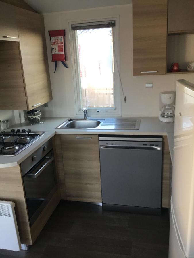 Frejus Tout Confort, Climatisation,Linge De Lit Et De Toilette, Coffre Fort, Ventilations Au Plafond Chambres Et Wifi Possible Exteriör bild
