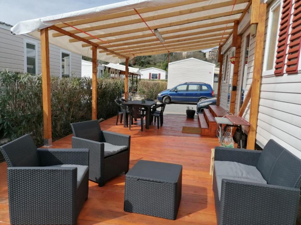 Frejus Tout Confort, Climatisation,Linge De Lit Et De Toilette, Coffre Fort, Ventilations Au Plafond Chambres Et Wifi Possible Exteriör bild