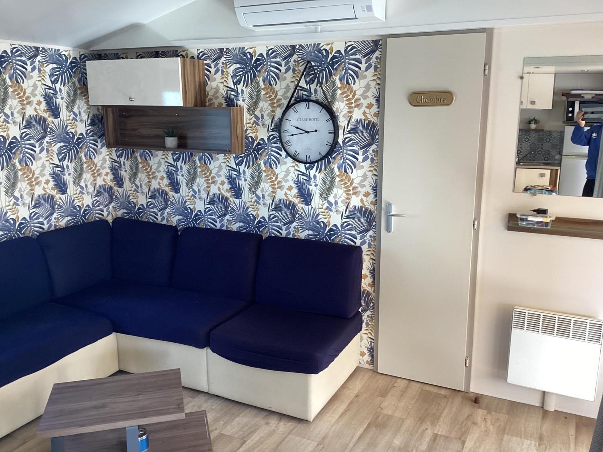 Frejus Tout Confort, Climatisation,Linge De Lit Et De Toilette, Coffre Fort, Ventilations Au Plafond Chambres Et Wifi Possible Exteriör bild