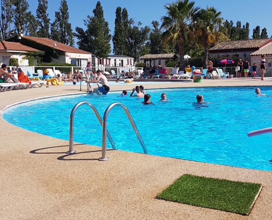 Frejus Tout Confort, Climatisation,Linge De Lit Et De Toilette, Coffre Fort, Ventilations Au Plafond Chambres Et Wifi Possible Exteriör bild