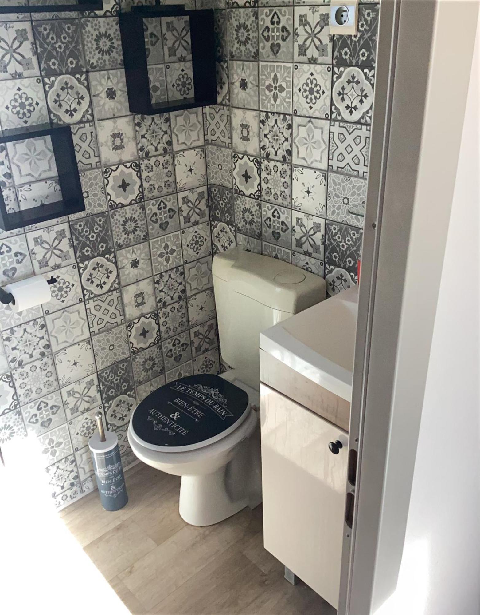 Frejus Tout Confort, Climatisation,Linge De Lit Et De Toilette, Coffre Fort, Ventilations Au Plafond Chambres Et Wifi Possible Exteriör bild