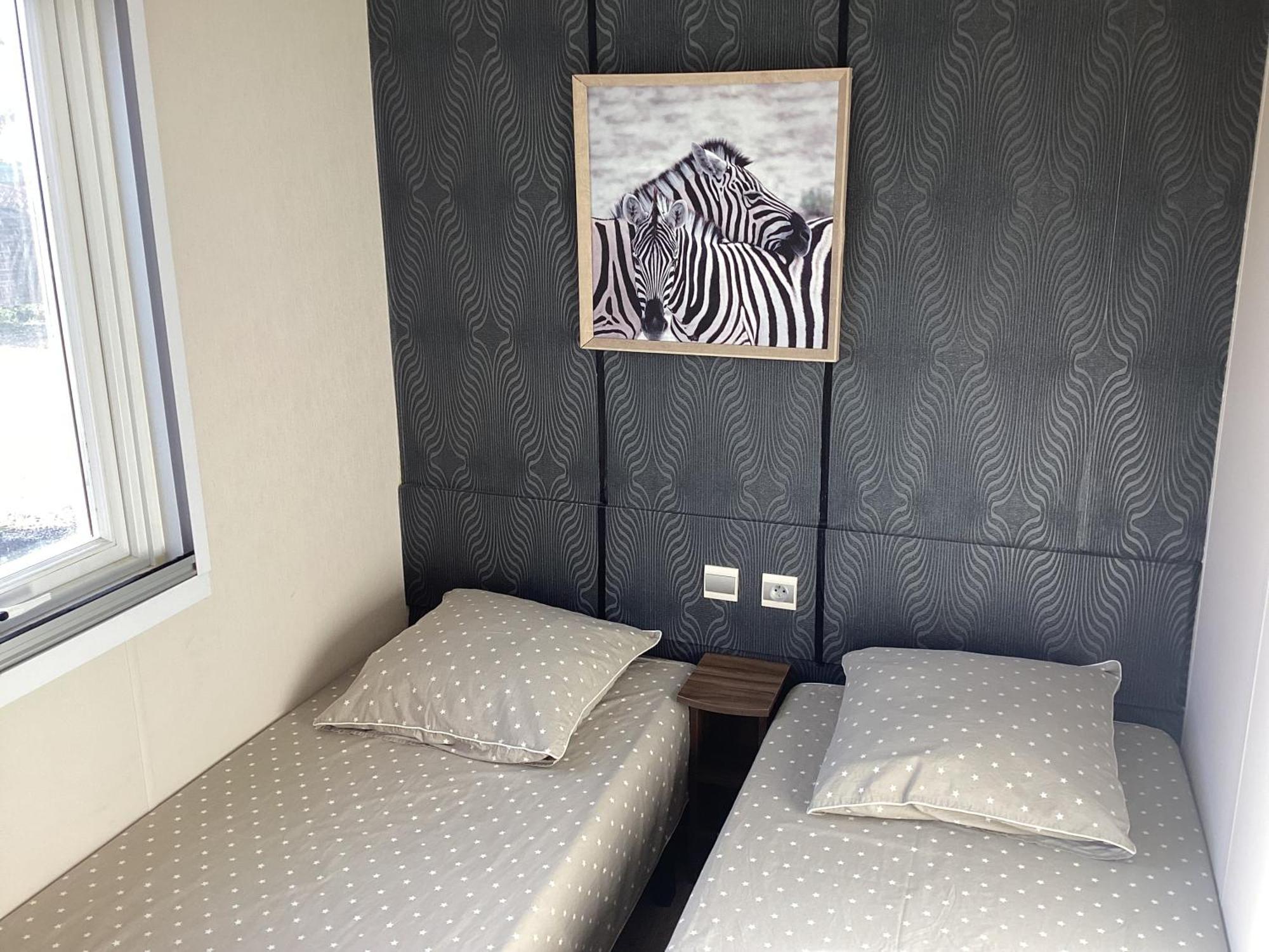 Frejus Tout Confort, Climatisation,Linge De Lit Et De Toilette, Coffre Fort, Ventilations Au Plafond Chambres Et Wifi Possible Exteriör bild