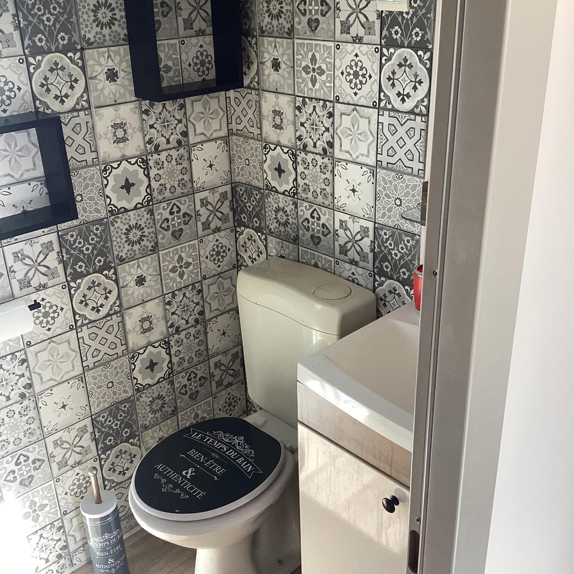 Frejus Tout Confort, Climatisation,Linge De Lit Et De Toilette, Coffre Fort, Ventilations Au Plafond Chambres Et Wifi Possible Exteriör bild